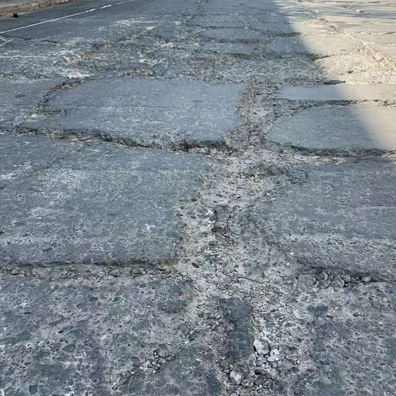 深圳路面起砂露石子修补料